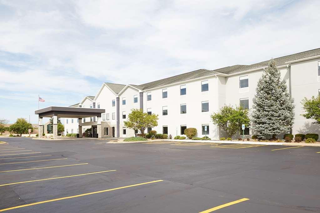 Best Western Plus Bourbonnais Hotel & Suites Bagian luar foto