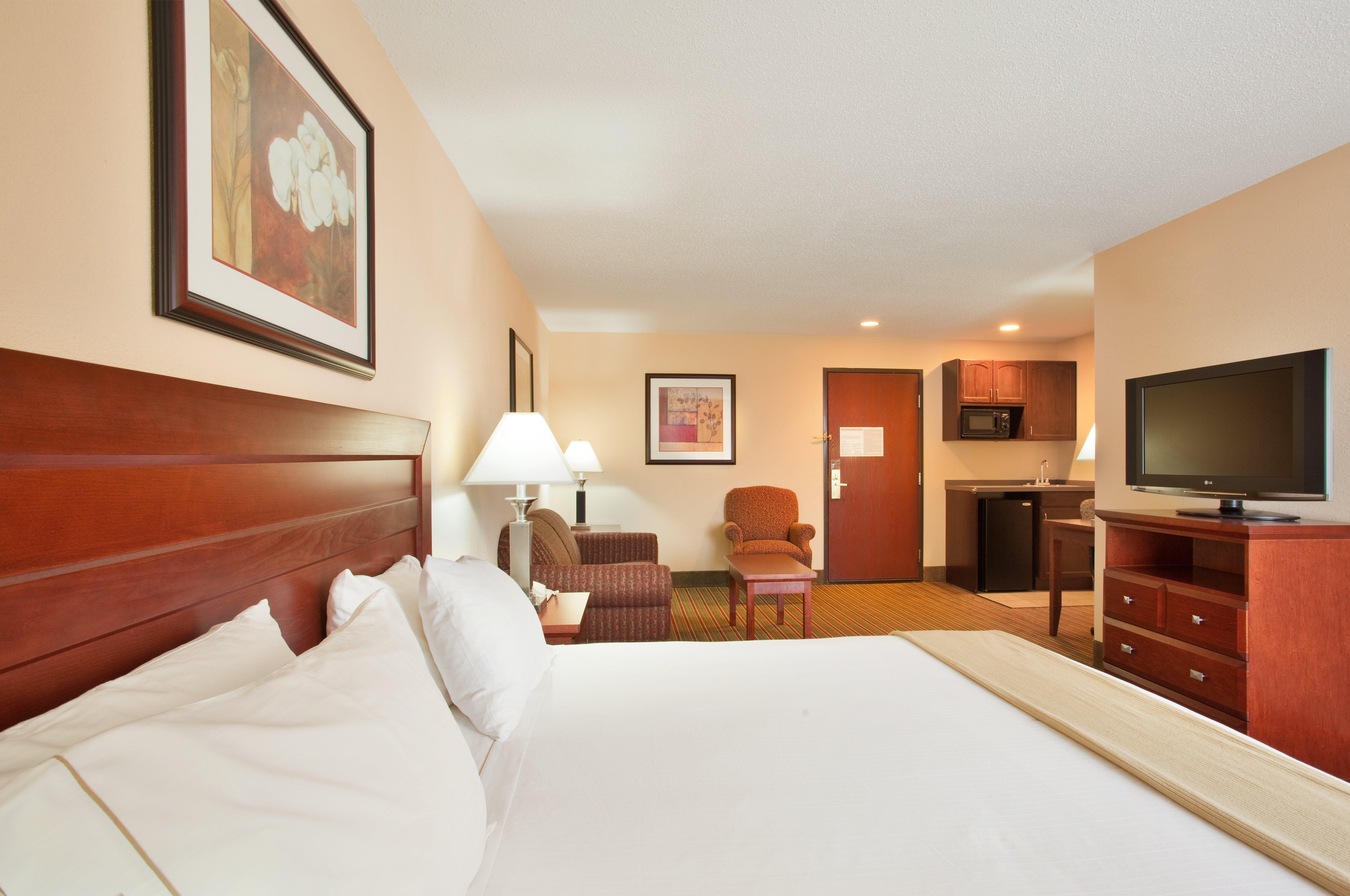Best Western Plus Bourbonnais Hotel & Suites Bagian luar foto