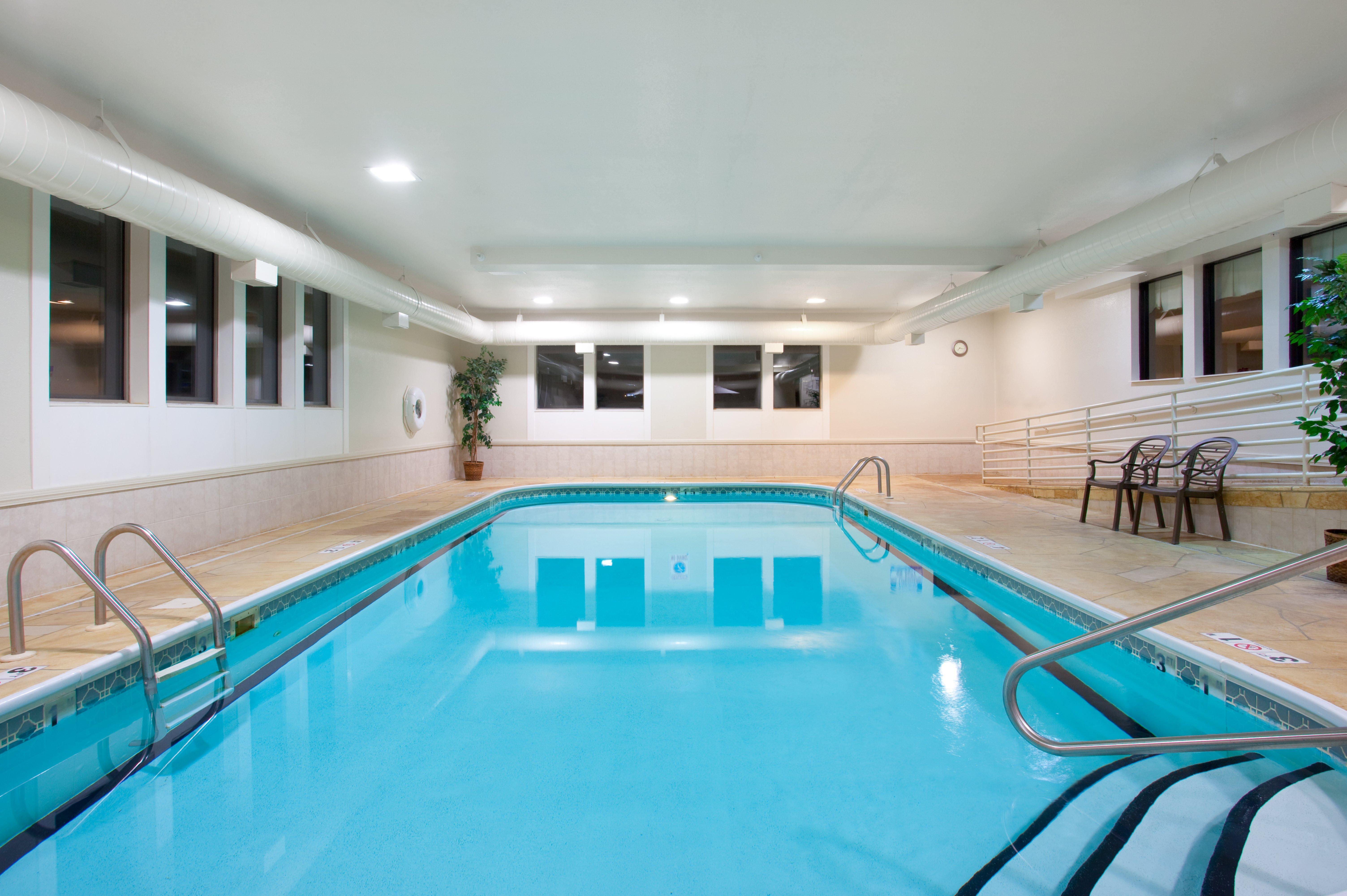 Best Western Plus Bourbonnais Hotel & Suites Bagian luar foto