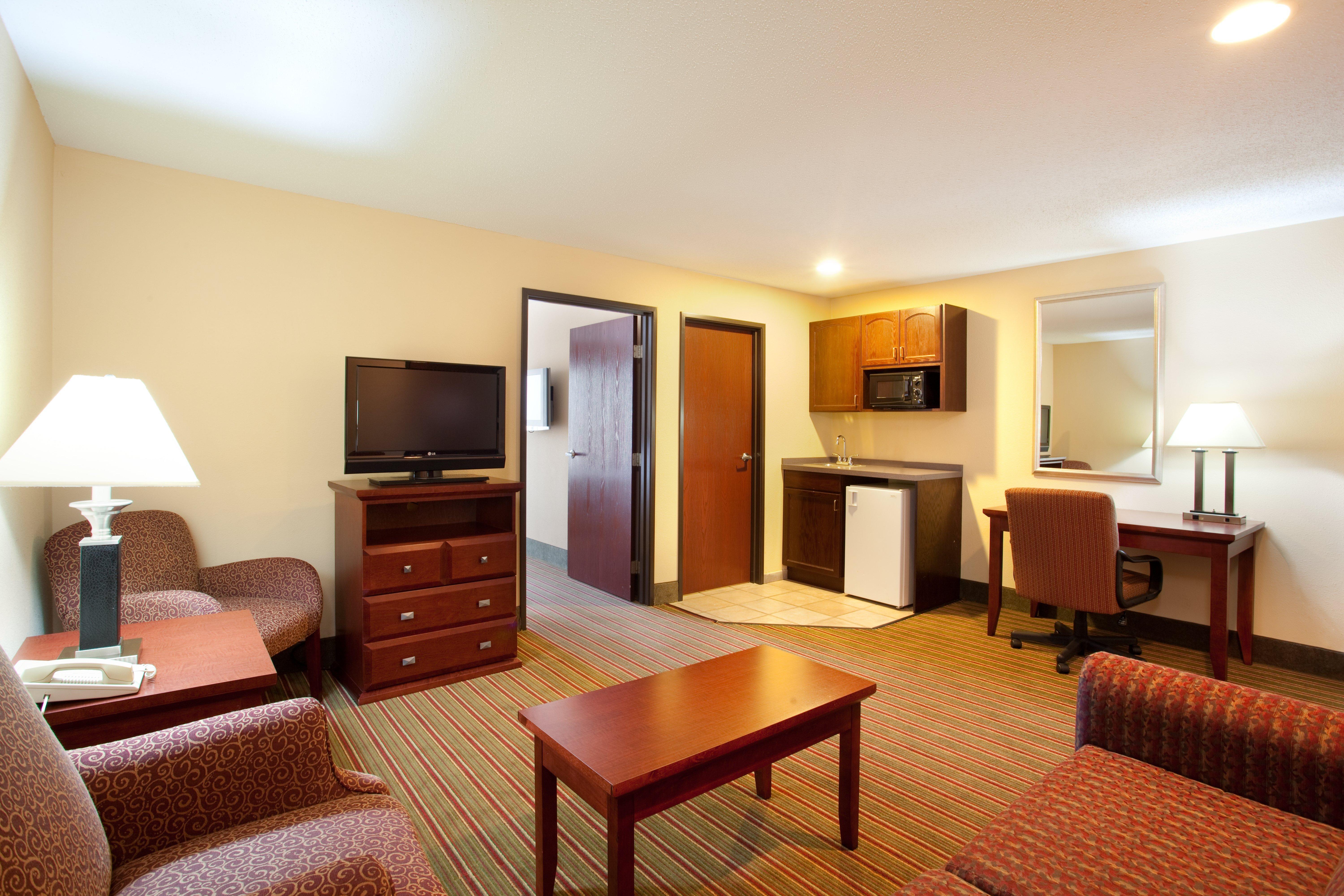 Best Western Plus Bourbonnais Hotel & Suites Bagian luar foto